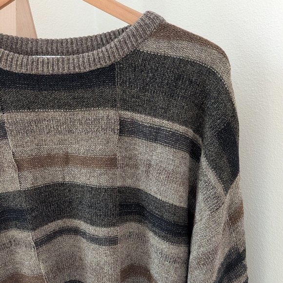 Vintage Chenille Abstract Geometric Patterned Crewneck Sweater In Gray/Brown - Picture 5 of 12